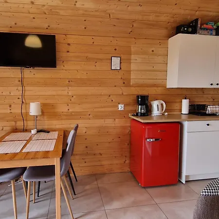 Podbucznik 2 Mosorny Chalet Targoszow